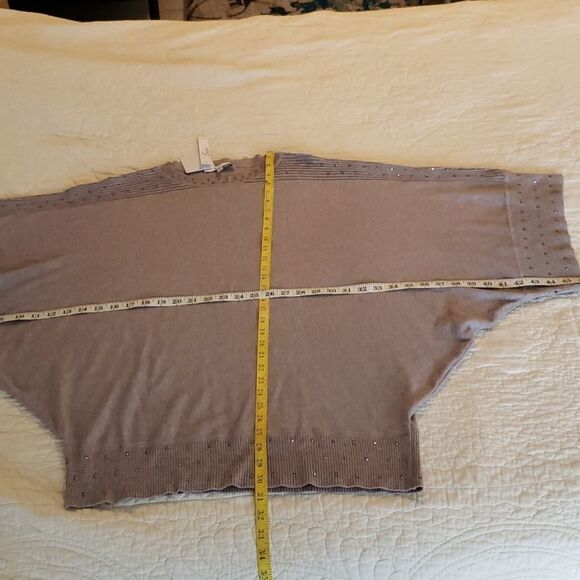 Liquid by Sioni Sweater - Picture 11 of 16